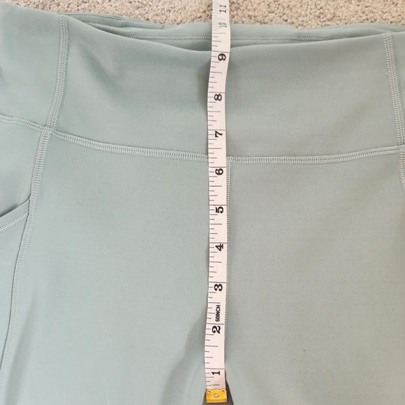 Lululemon Invigorate High-Rise Crop Tights Leggings Running Pants 2022 Size 6 - Picture 7 of 10